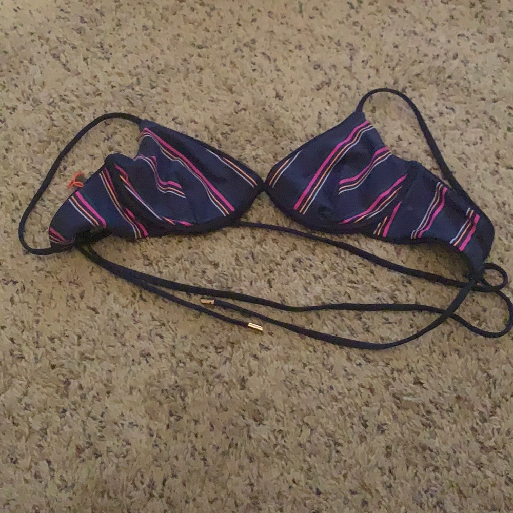 Maaji bathing suit top size medium reversible